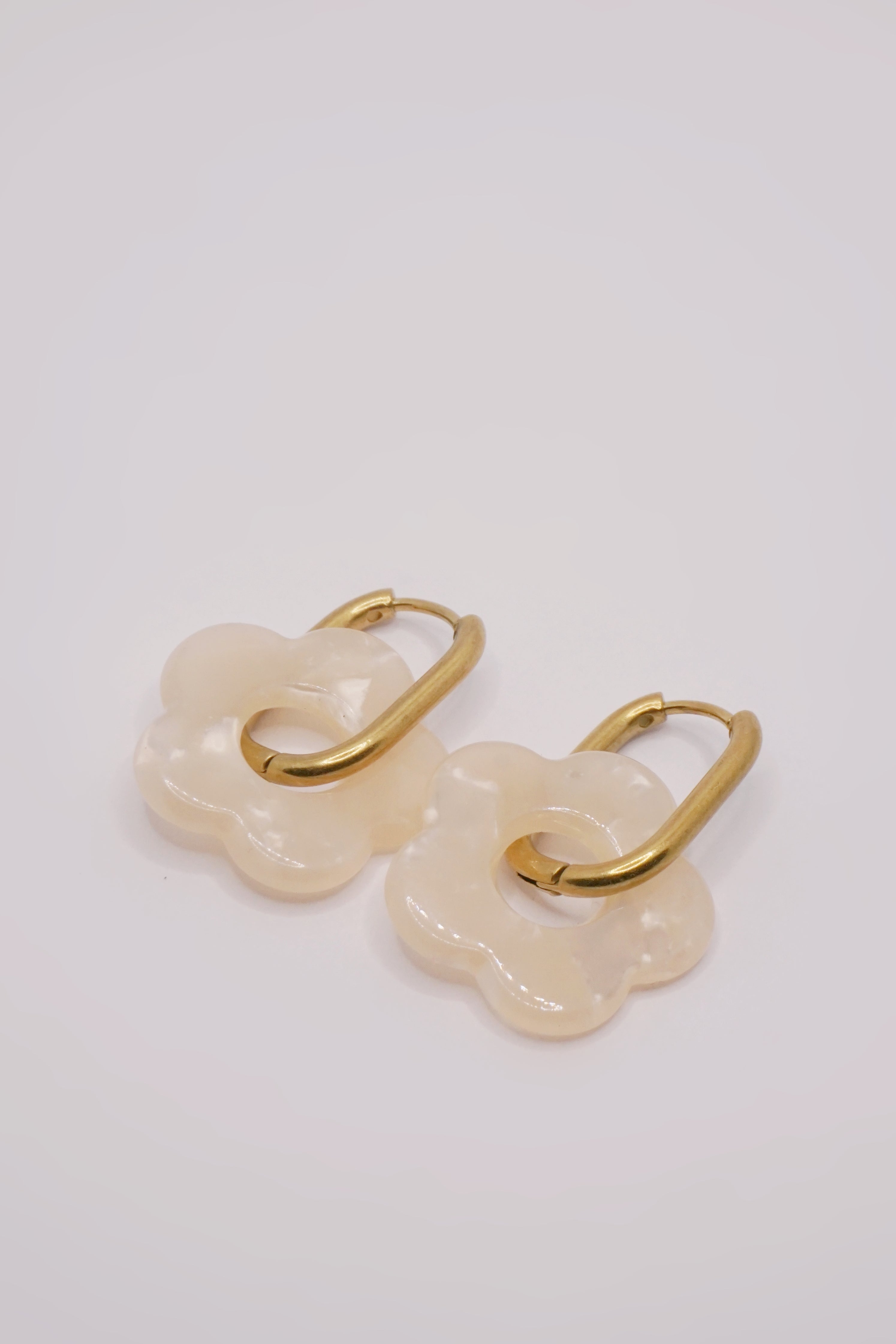 Boucles d'oreilles Flora - Crème
